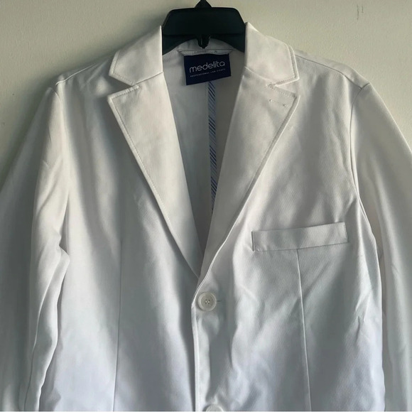 Medelita Men's White Professional Laennec Lab Coat 22386 - Picture 5 of 8